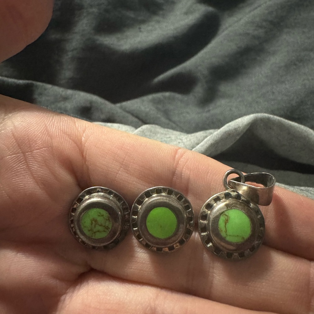 Authentic Green turquoise and Silver Jewelry Set